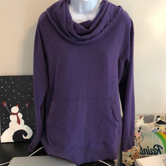 three button sweater